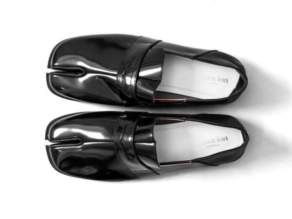 Frankfurt Women’s Tabi Loafers - Image 4
